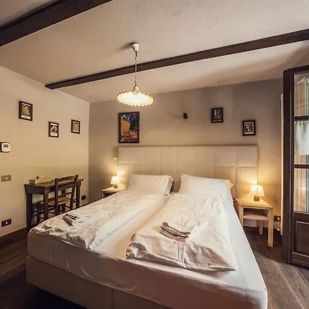 Mistral Hotel