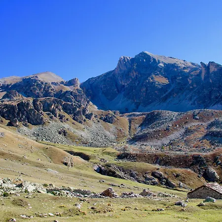 Mistral Hotel Acceglio