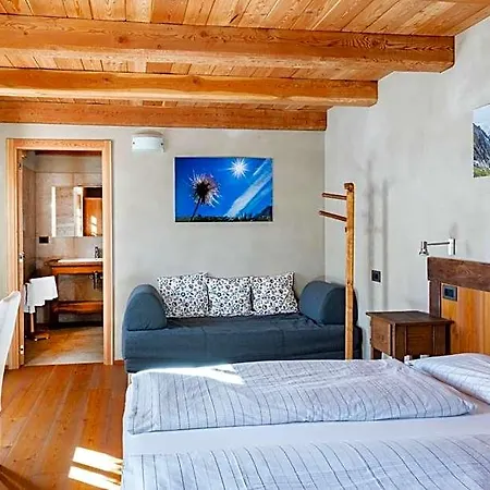 Mistral Hotel 3*