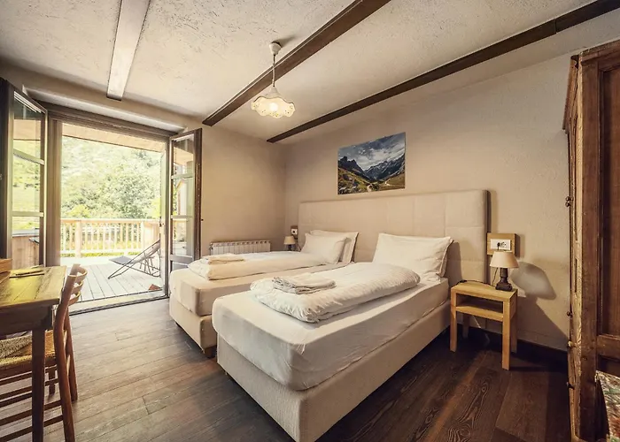 Mistral Hotel