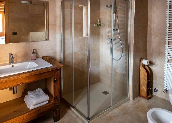 Mistral Hotel Acceglio